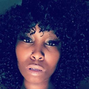 Meet your Posher, Ariell